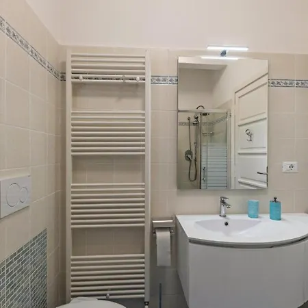 Elena Otel