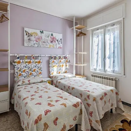 Elena Hotel 3*
